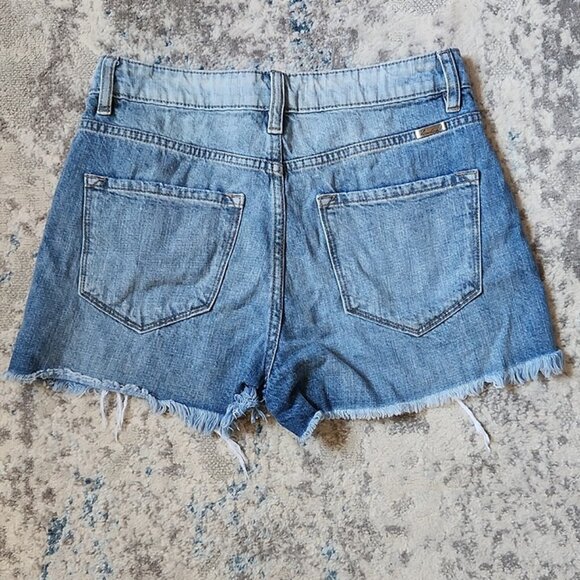 KanCan Women's Size Medium Isabelle High Rise Mom Shorts - Picture 4 of 4